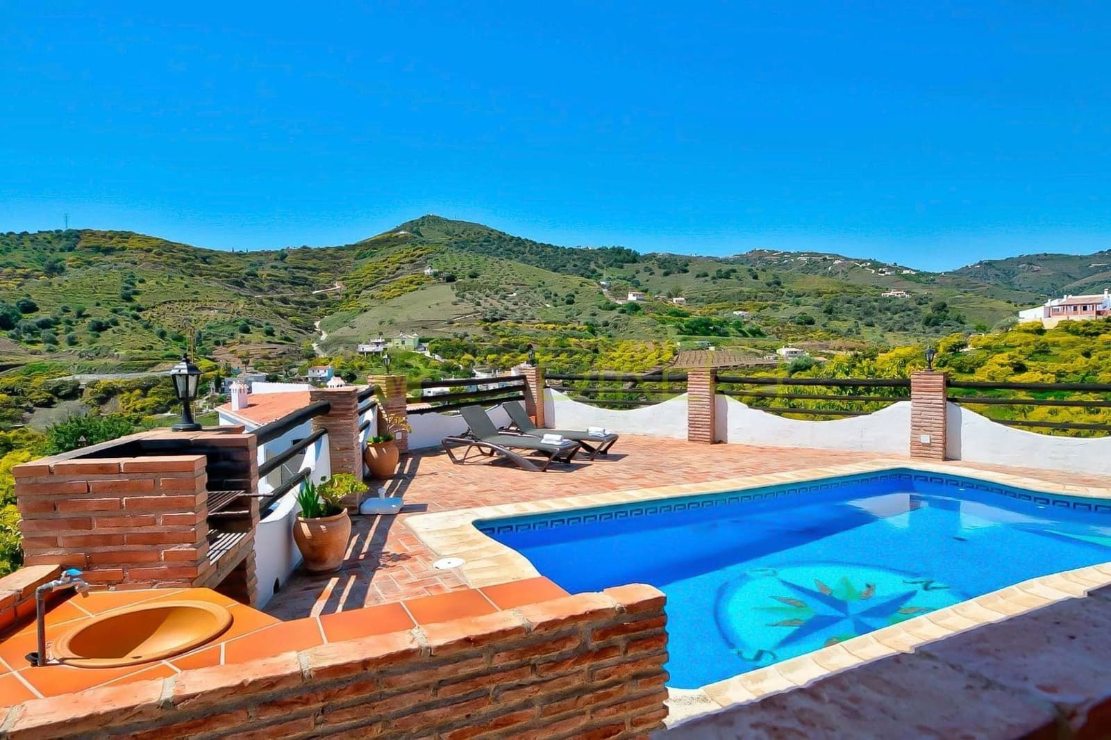 3 sovrum Villa att hyra i Frigiliana med pool - 1 320 € (Ref: 8011678)