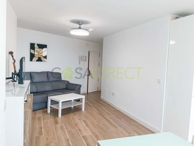 1 slaapkamer Appartement te huur in Torrox-Costa, Torrox met zwembad - € 840 (Ref: 8033281)