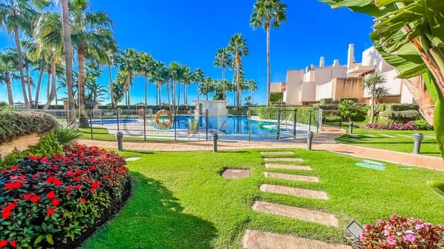 1 sovrum Lägenhet att hyra i Estepona med pool garage - 2 640 € (Ref: 8048333)