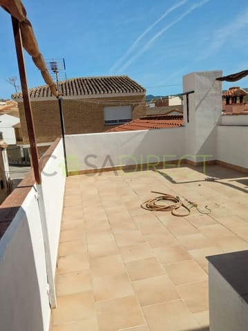 4 slaapkamer Huis te koop in Jayena met garage - € 68.250 (Ref: 8048334)