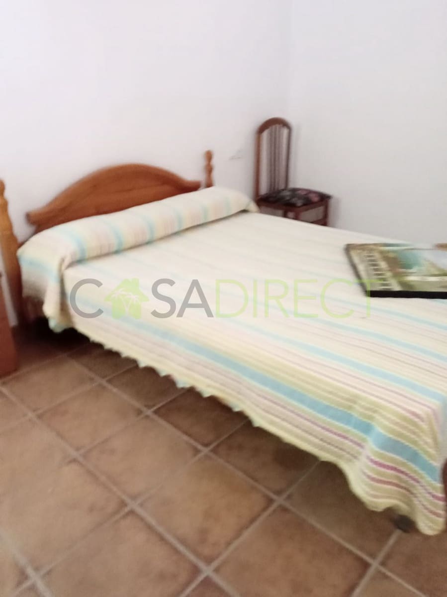 4 soveværelse Byhus til salg i Jayena med garage - € 68.250 (Ref: 8048334)