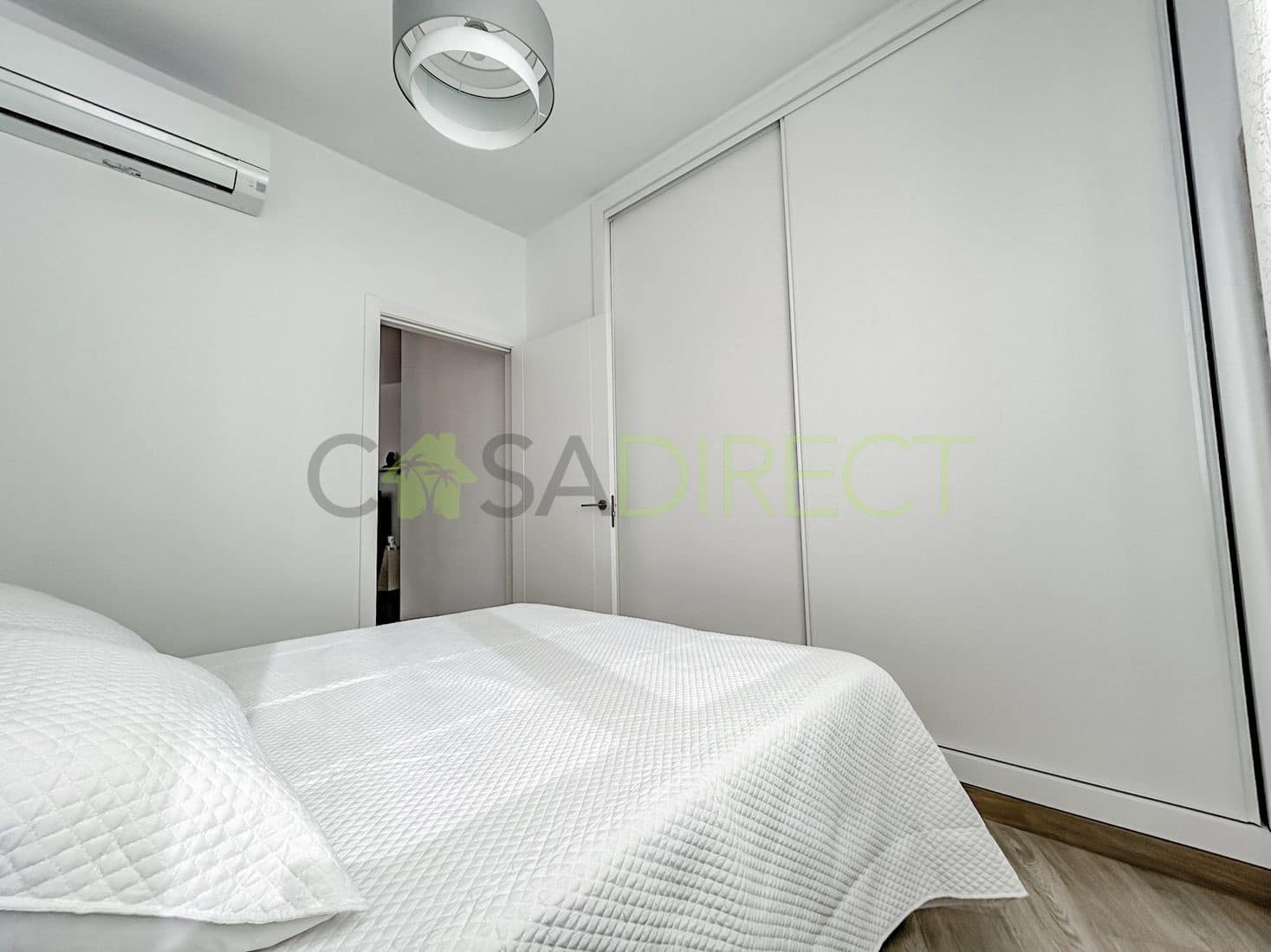 Appartement de 2 chambres à louer à Torrox-Costa avec piscine - 900 € (Ref: 8052998)