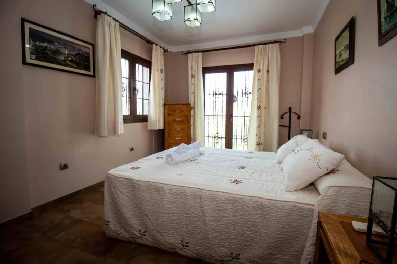 4 soverom Villa til salgs i Frigiliana med svømmebasseng garasje - € 849 000 (Ref: 8064910)