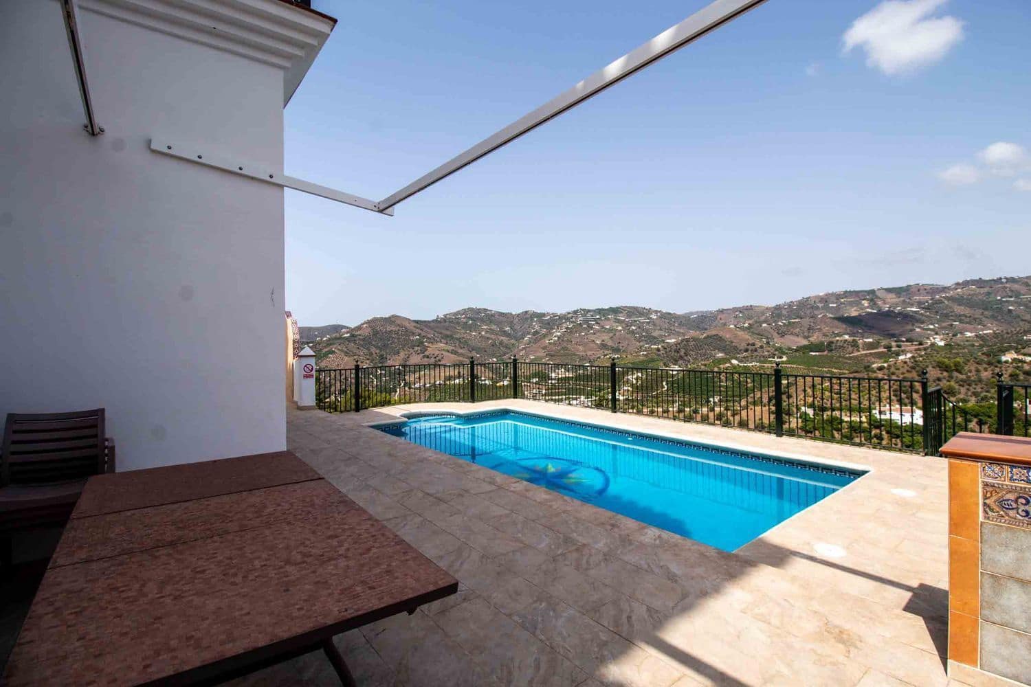 4 soverom Villa til salgs i Frigiliana med svømmebasseng garasje - € 849 000 (Ref: 8064910)