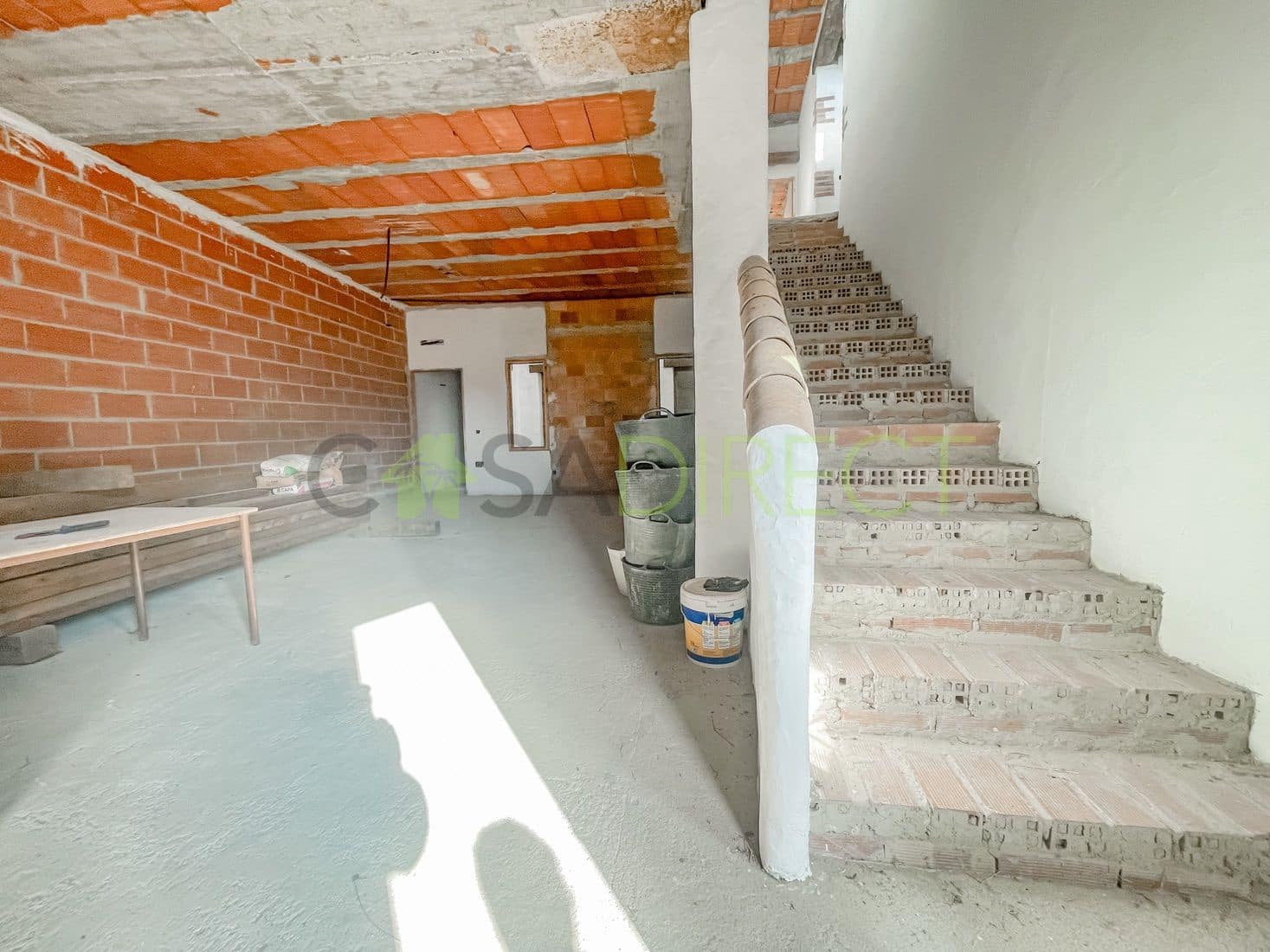 9 bedroom Villa for sale in El Acebuchal with pool - € 295,000 (Ref: 8064912)