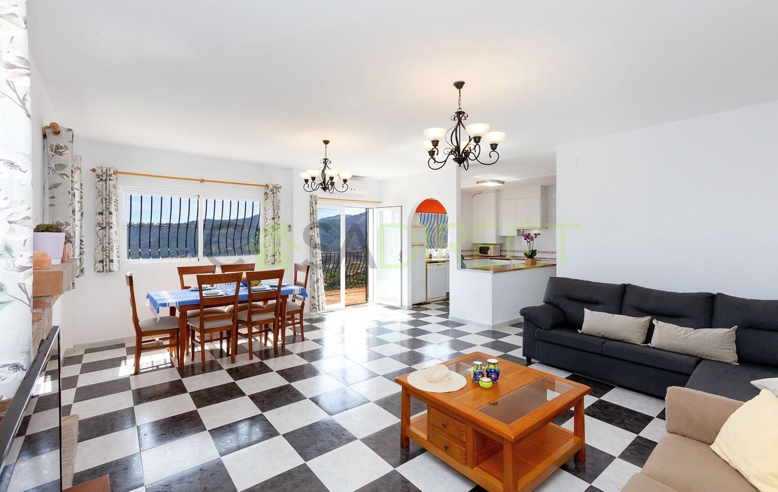 2 bedroom Villa for rent in La Herradura with pool garage - € 1,800 (Ref: 8064913)