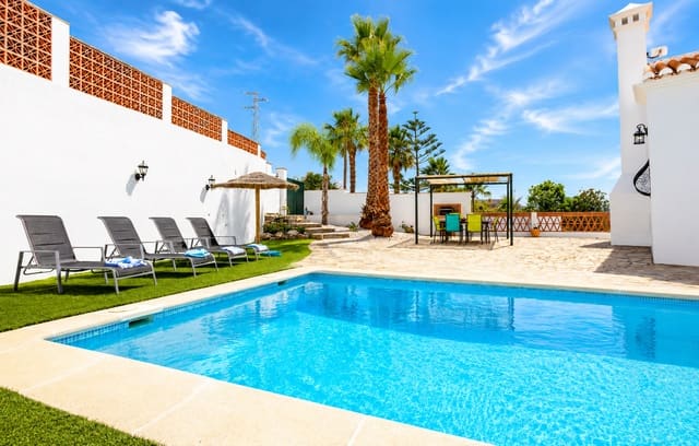 2 camera da letto Villa da affittare in La Herradura, Almuñécar con piscina garage - 1.800 € (Rif: 8064913)