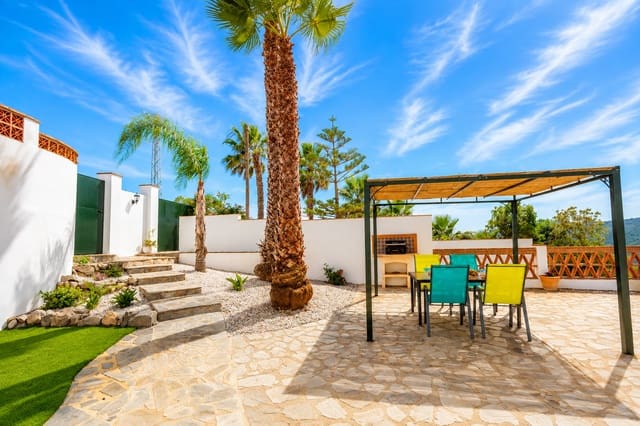 2 camera da letto Villa da affittare in La Herradura, Almuñécar con piscina garage - 1.800 € (Rif: 8064913)
