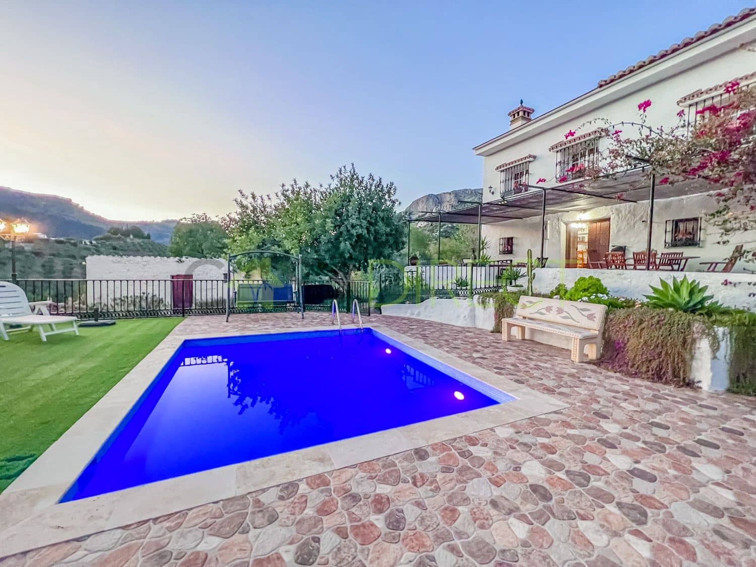 2 soverom Finca/Herregård til salgs i Alora med svømmebasseng - € 430 000 (Ref: 8107915)