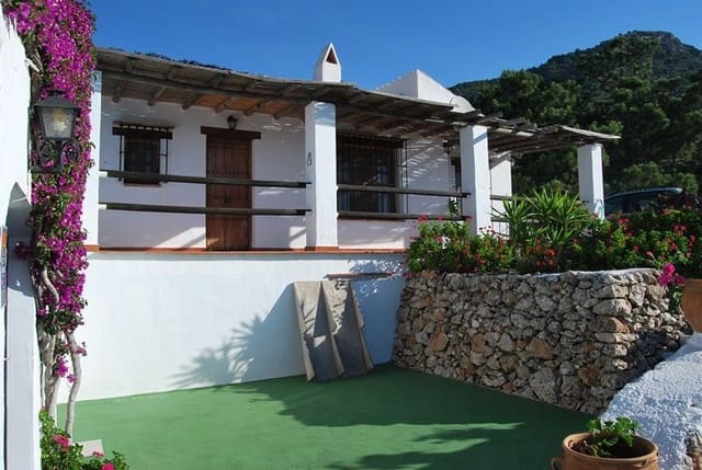 3 slaapkamer Finca/Landhuis te koop in Frigiliana met garage - € 950.000 (Ref: 8193293)