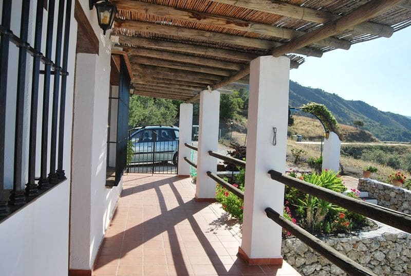 3 slaapkamer Finca/Landhuis te koop in Frigiliana met garage - € 950.000 (Ref: 8193293)