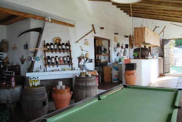 3 slaapkamer Finca/Landhuis te koop in Frigiliana met garage - € 950.000 (Ref: 8193293)