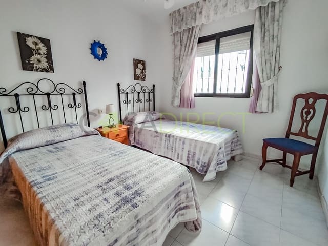 2 bedroom Flat for rent in Frigiliana with pool - € 900 (Ref: 8194859)