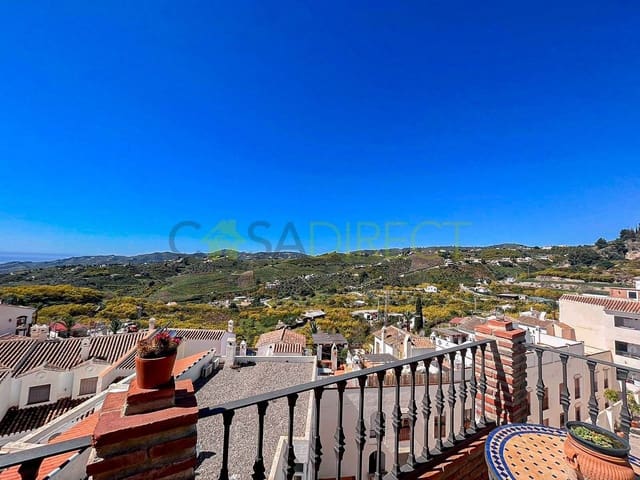 2 soveværelse Penthouse til leje i Frigiliana med garage - € 900 (Ref: 8206435)