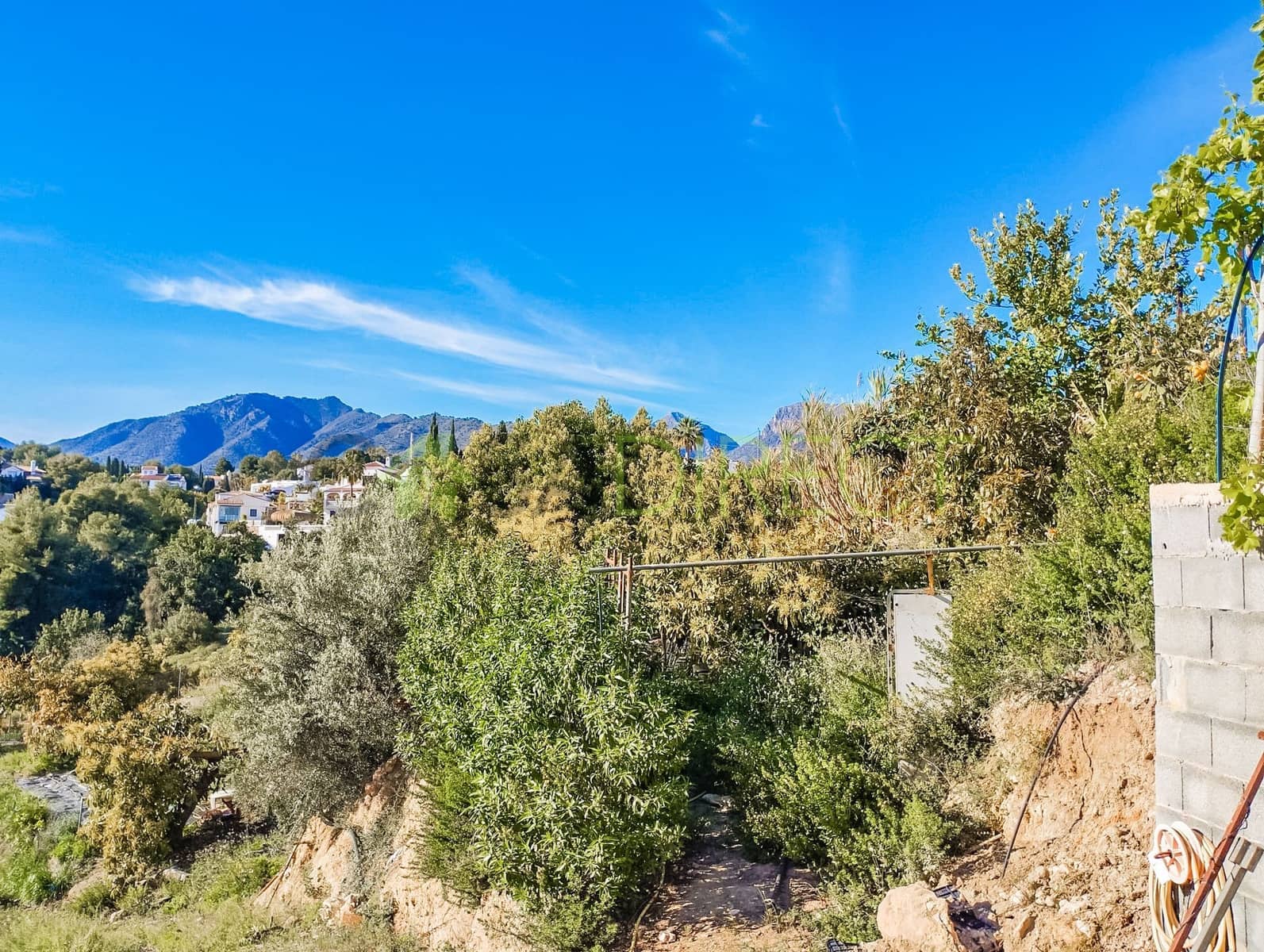 Grunde uden byggetilladelser til salg i Frigiliana - € 315.000 (Ref: 8213103)