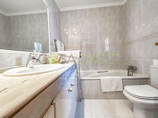 3 slaapkamer Halfvrijstaande villa te koop in Alhama de Granada - € 93.267 (Ref: 8221551)