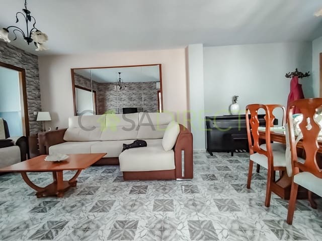 3 slaapkamer Flat te huur in Nerja - € 1.500 (Ref: 8255354)