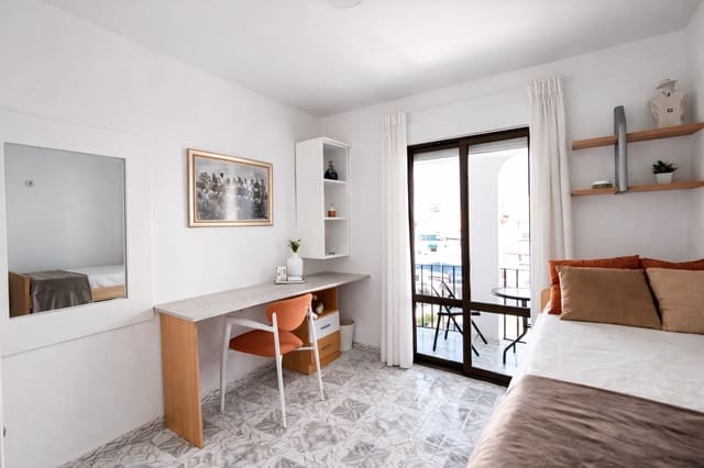 Piso de 3 habitaciones en Nerja en venta - 350.000 € (Ref: 8255355)