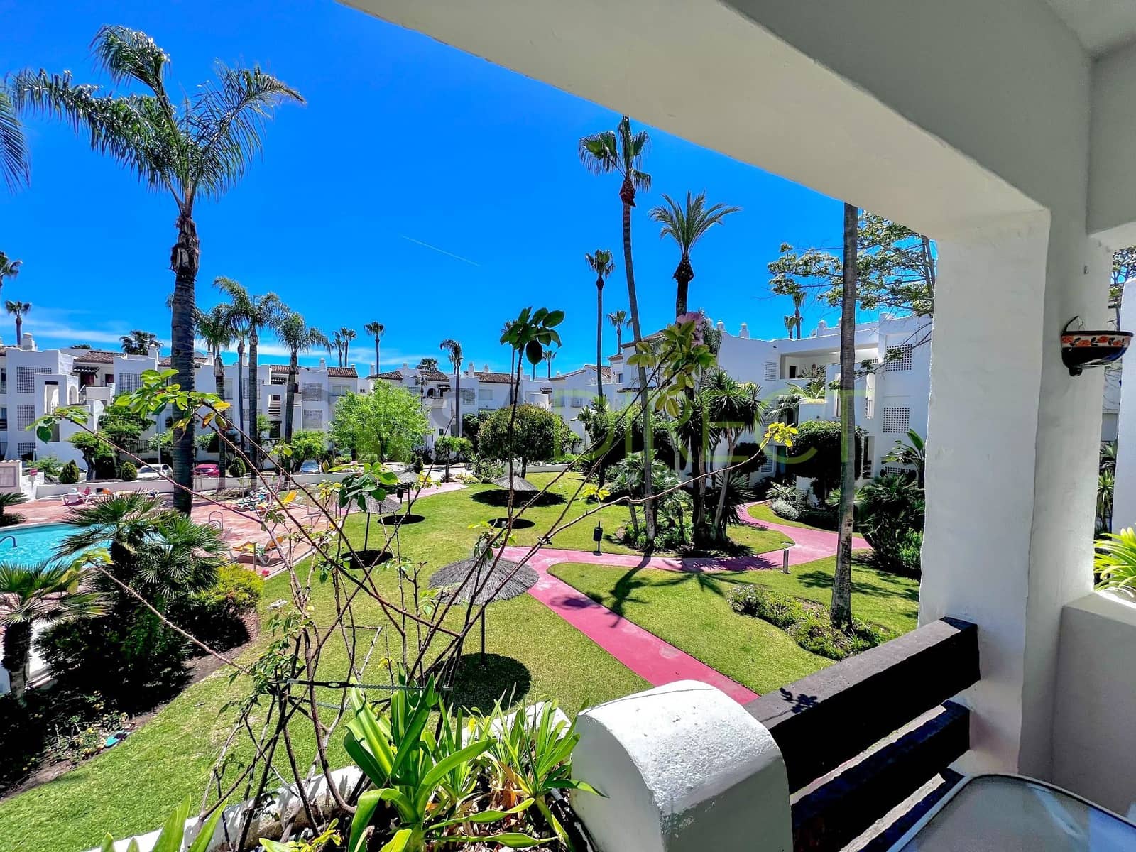 2 soveværelse Lejlighed til leje i Costalita med swimmingpool garage - € 2.280 (Ref: 8278376)