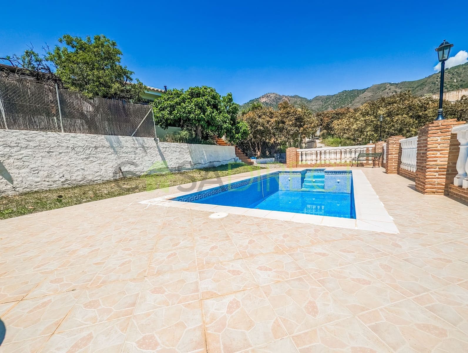 2 soveværelse Finca/Landehus til leje i Frigiliana med swimmingpool garage - € 960 (Ref: 8278377)