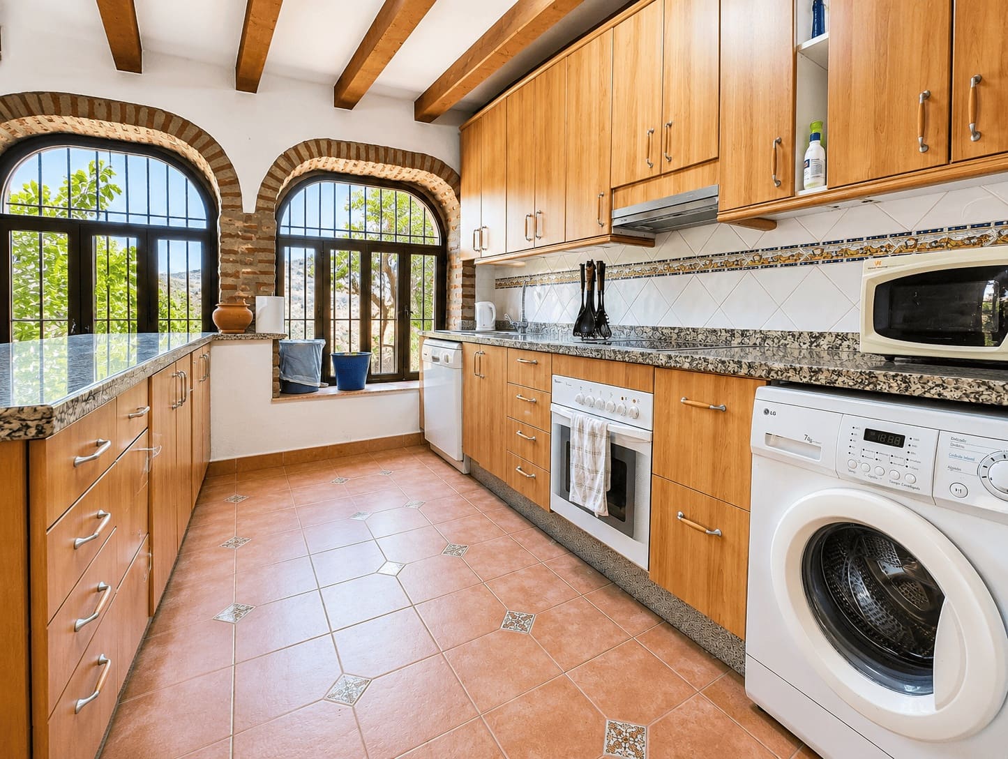 2 sovrum Finca/Hus på landet att hyra i Frigiliana med pool garage - 960 € (Ref: 8278377)