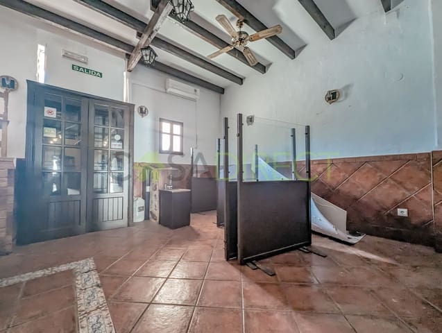 Kommersiell til salgs i Nerja - € 315 000 (Ref: 8288875)