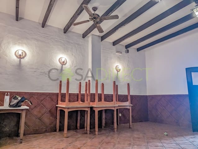 Kommersiell til salgs i Nerja - € 315 000 (Ref: 8288875)