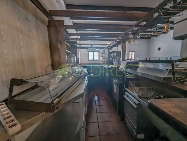 Kommersiell til salgs i Nerja - € 315 000 (Ref: 8288875)