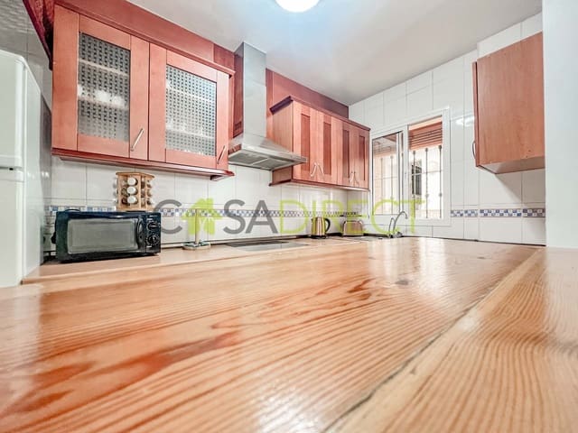 2 sovrum Hus att hyra i Frigiliana med pool - 900 € (Ref: 8312955)