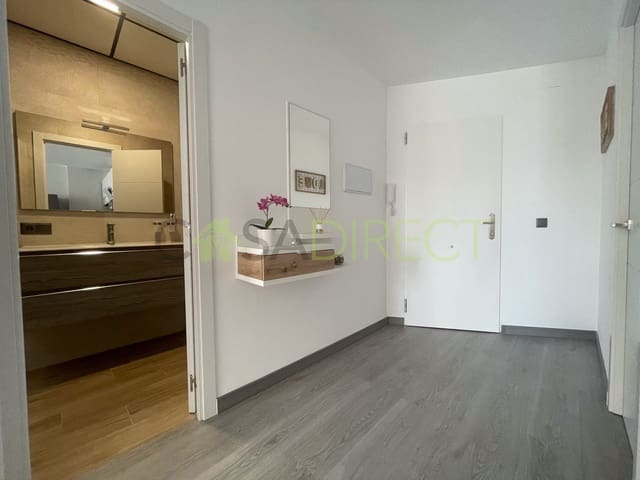 Piso de 2 habitaciones en Nerja en venta con piscina - 340.000 € (Ref: 8317746)