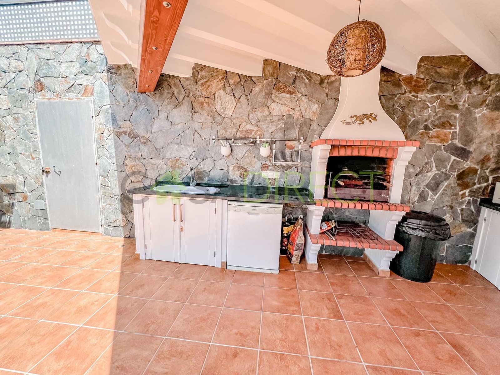 5 soveværelse Villa til leje i Competa med swimmingpool garage - € 5.160 (Ref: 8319070)