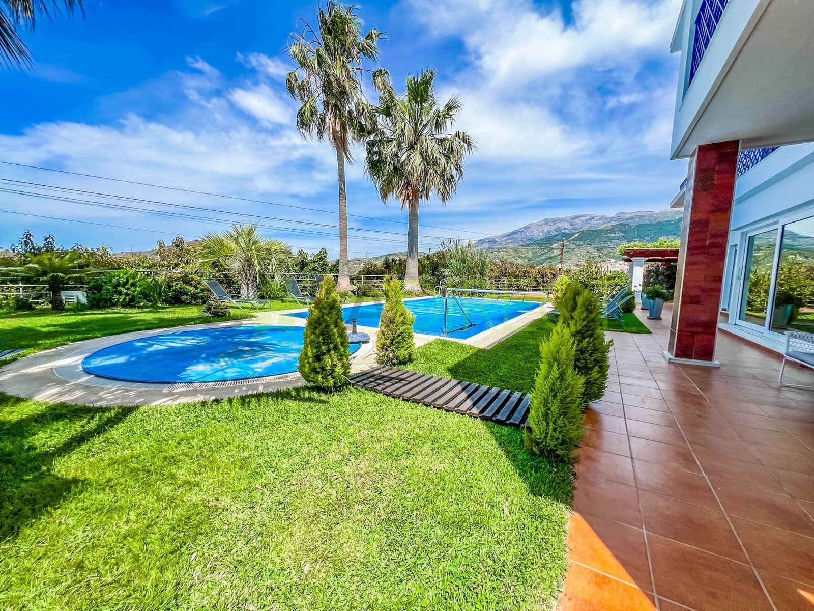 5 soveværelse Villa til leje i Competa med swimmingpool garage - € 5.160 (Ref: 8319070)