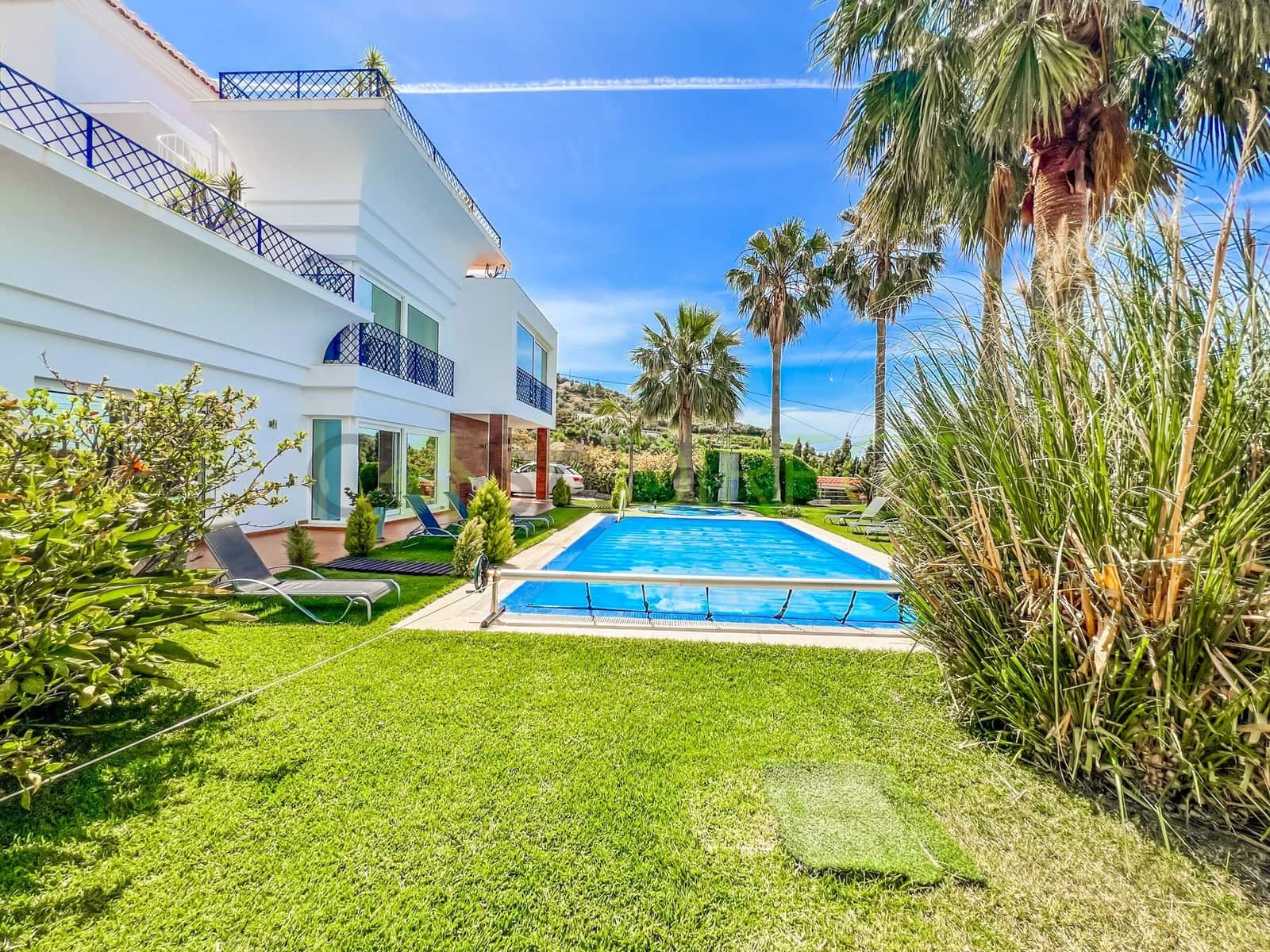 5 soveværelse Villa til leje i Competa med swimmingpool garage - € 5.160 (Ref: 8319070)