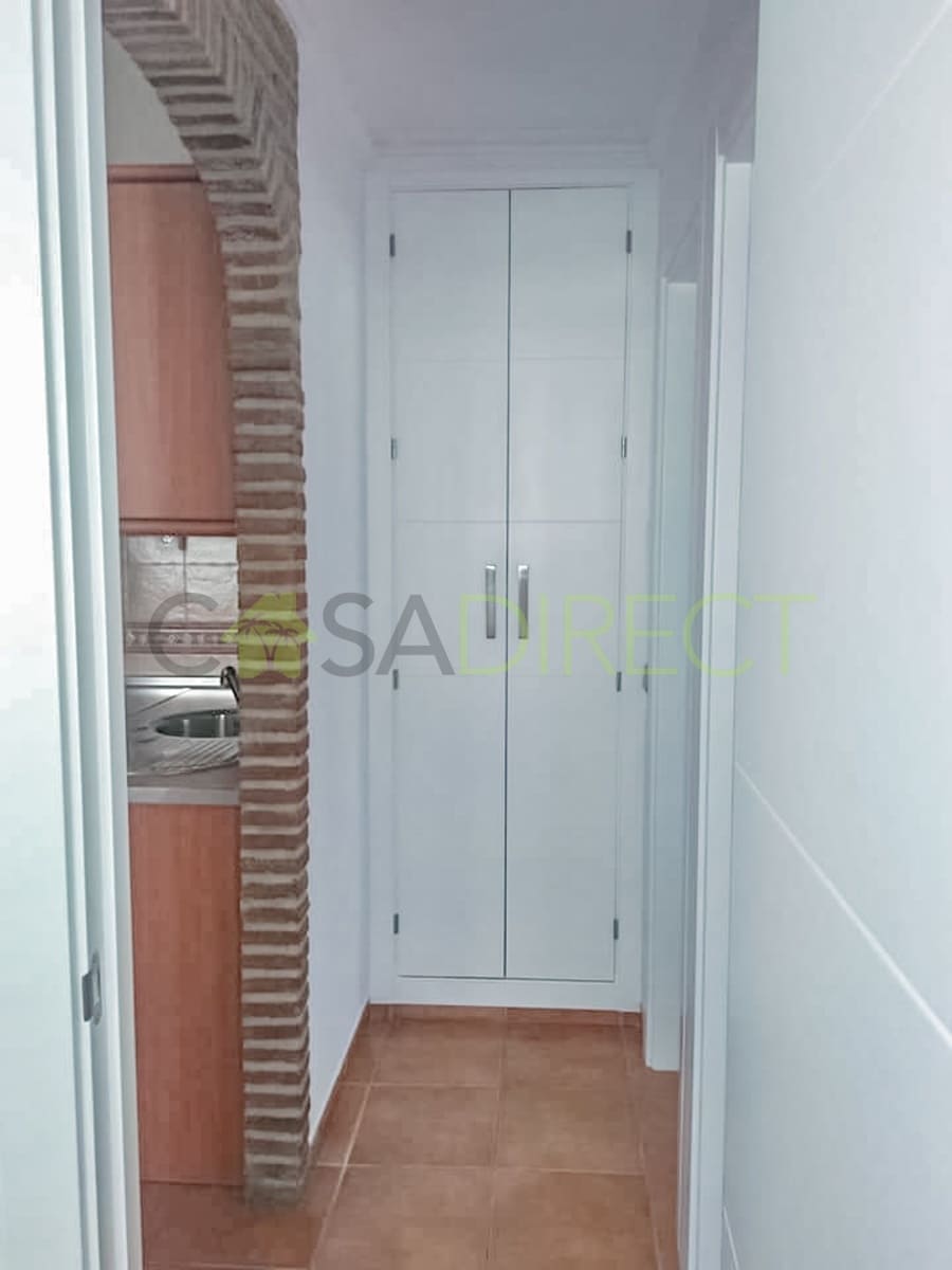 2 soveværelse Lejlighed til leje i Nerja - € 840 (Ref: 8319072)