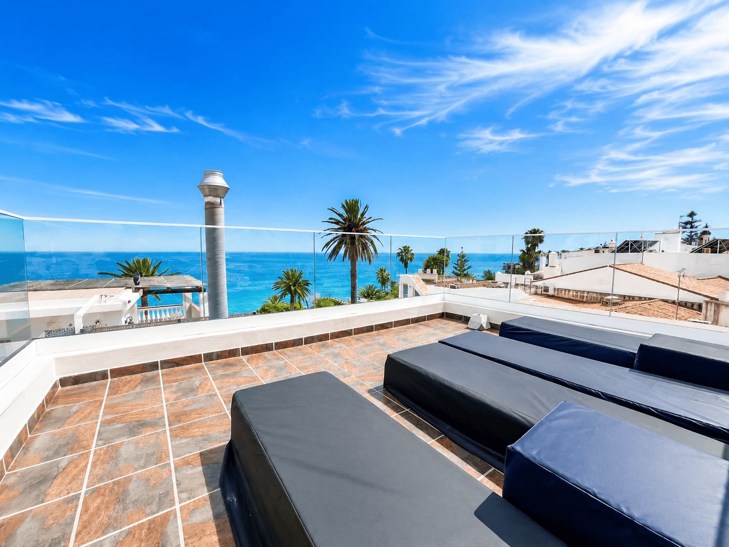 3 makuuhuone Asunto vuokrattavana paikassa Nerja - 1 560 € (Ref: 8348912)