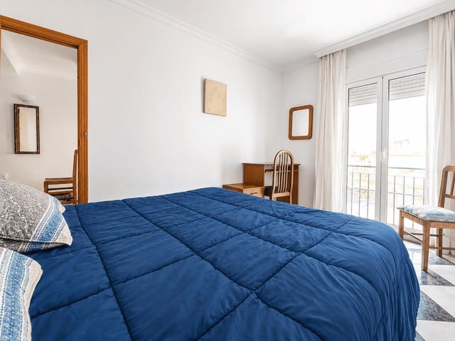 3 makuuhuone Asunto vuokrattavana paikassa Nerja - 1 560 € (Ref: 8348912)