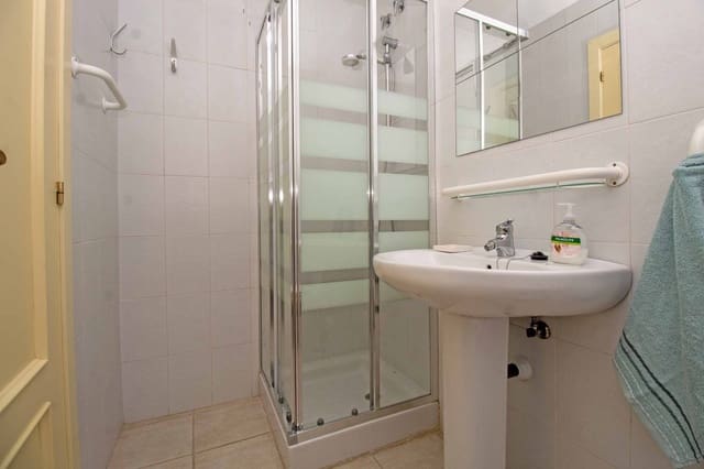 Appartement de 2 chambres à louer à Nerja avec garage - 1 200 € (Ref: 8396577)