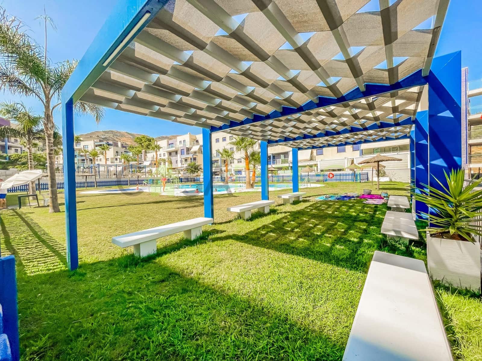 2 quarto Apartamento para arrendar em Almunecar com piscina garagem - 1 080 € (Ref: 8404660)