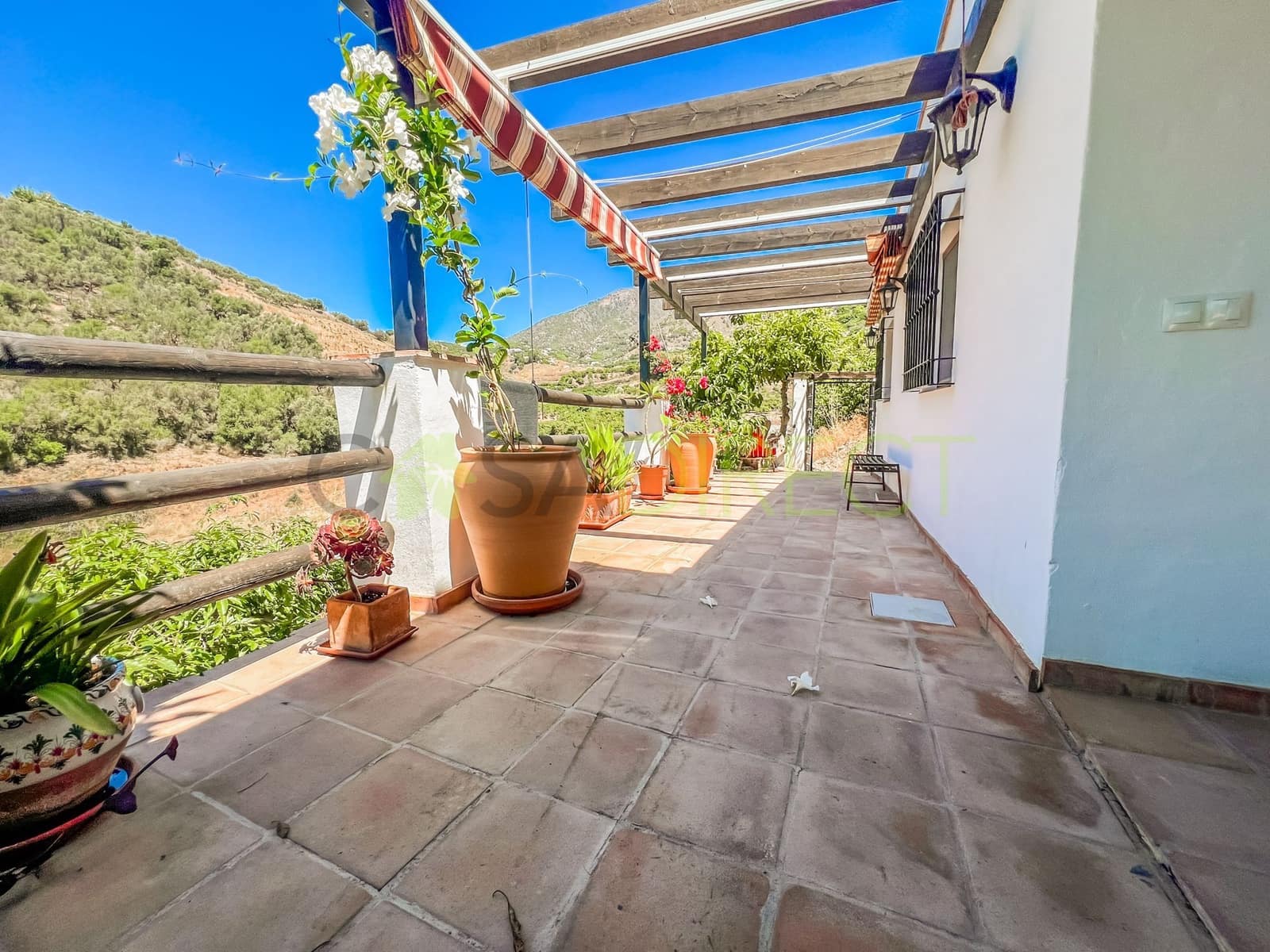 2 soveværelse Finca/Landehus til leje i Frigiliana med swimmingpool garage - € 1.200 (Ref: 8409279)