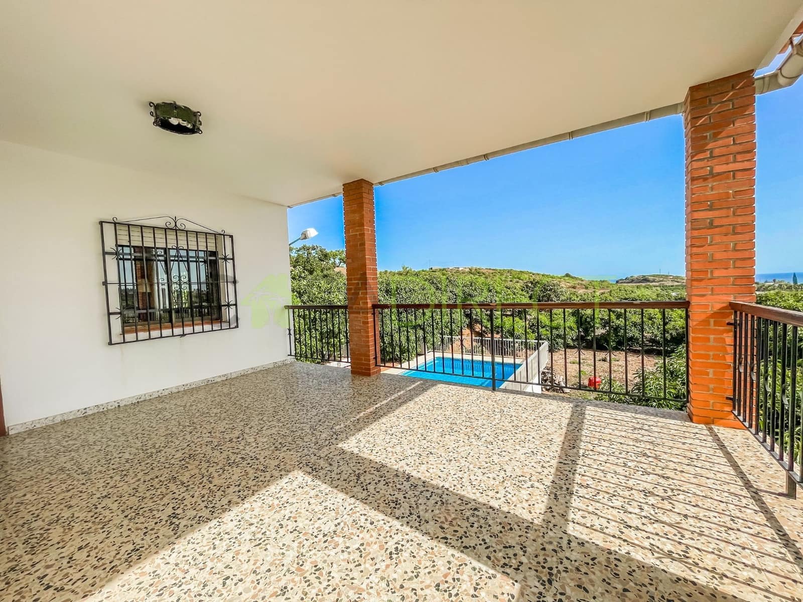 3 soverom Villa til salgs i Velez-Malaga med svømmebasseng garasje - € 450 000 (Ref: 8430197)