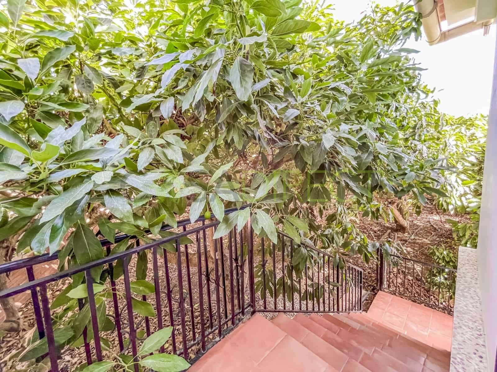 3 soverom Villa til salgs i Velez-Malaga med svømmebasseng garasje - € 450 000 (Ref: 8430197)