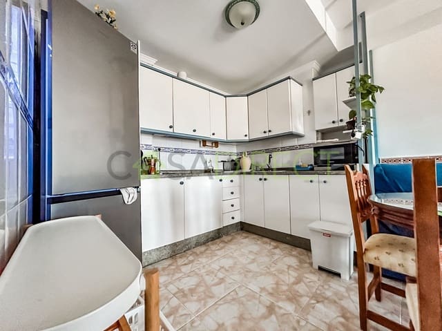 3 soveværelse Lejlighed til leje i El Morche, Torrox - € 870 (Ref: 8445271)