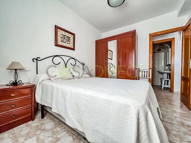 3 soveværelse Lejlighed til leje i El Morche, Torrox - € 870 (Ref: 8445271)