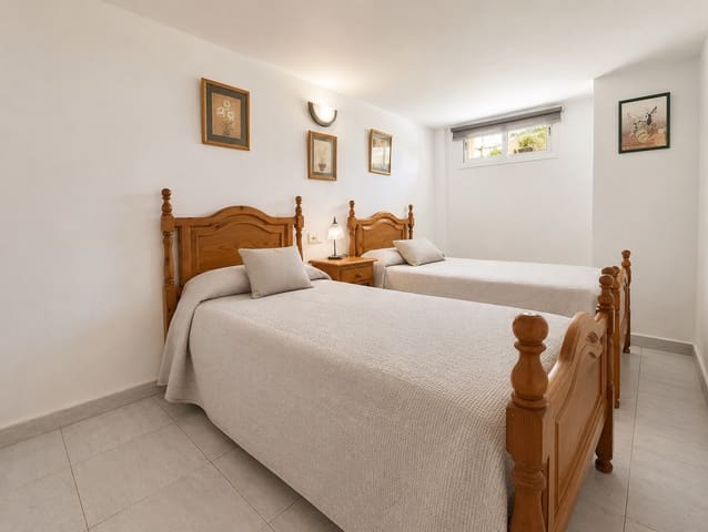 3 soveværelse Lejlighed til leje i El Morche, Torrox - € 840 (Ref: 8445271)
