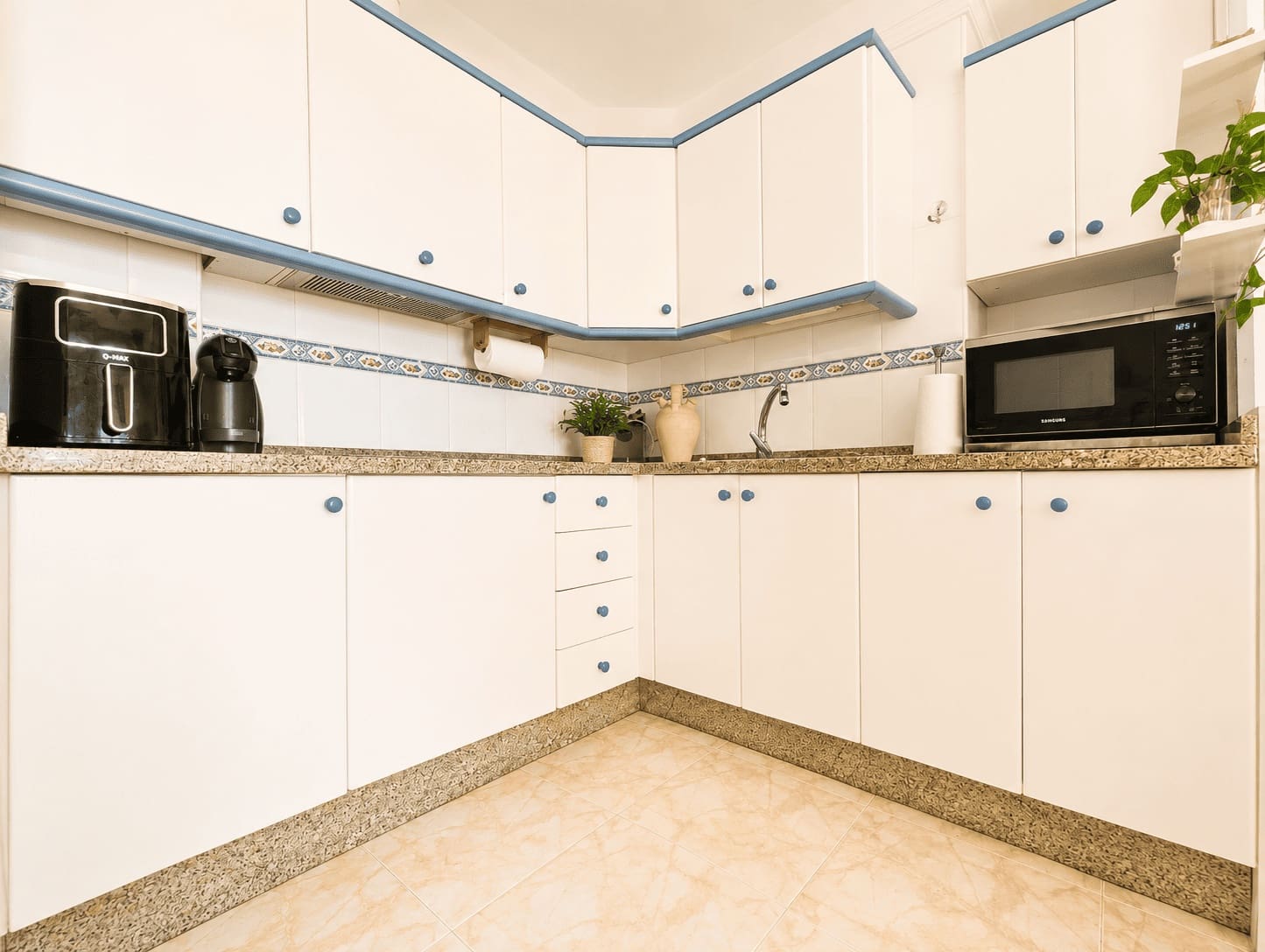 3 sovrum Lägenhet att hyra i El Morche - 840 € (Ref: 8445271)