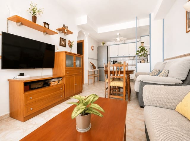 3 soveværelse Lejlighed til leje i El Morche, Torrox - € 840 (Ref: 8445271)