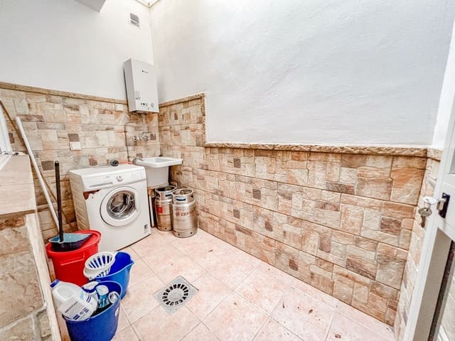 3 slaapkamer Huis te koop in Frigiliana - € 225.000 (Ref: 8461506)