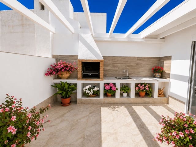 2 Zimmer Wohnung zu vermieten in Nerja - 1.200 € (Ref: 8477643)