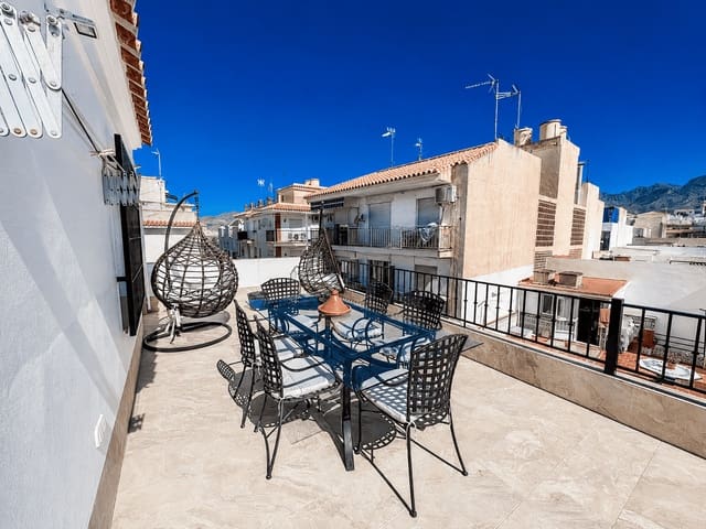2 Zimmer Wohnung zu vermieten in Nerja - 1.200 € (Ref: 8477643)