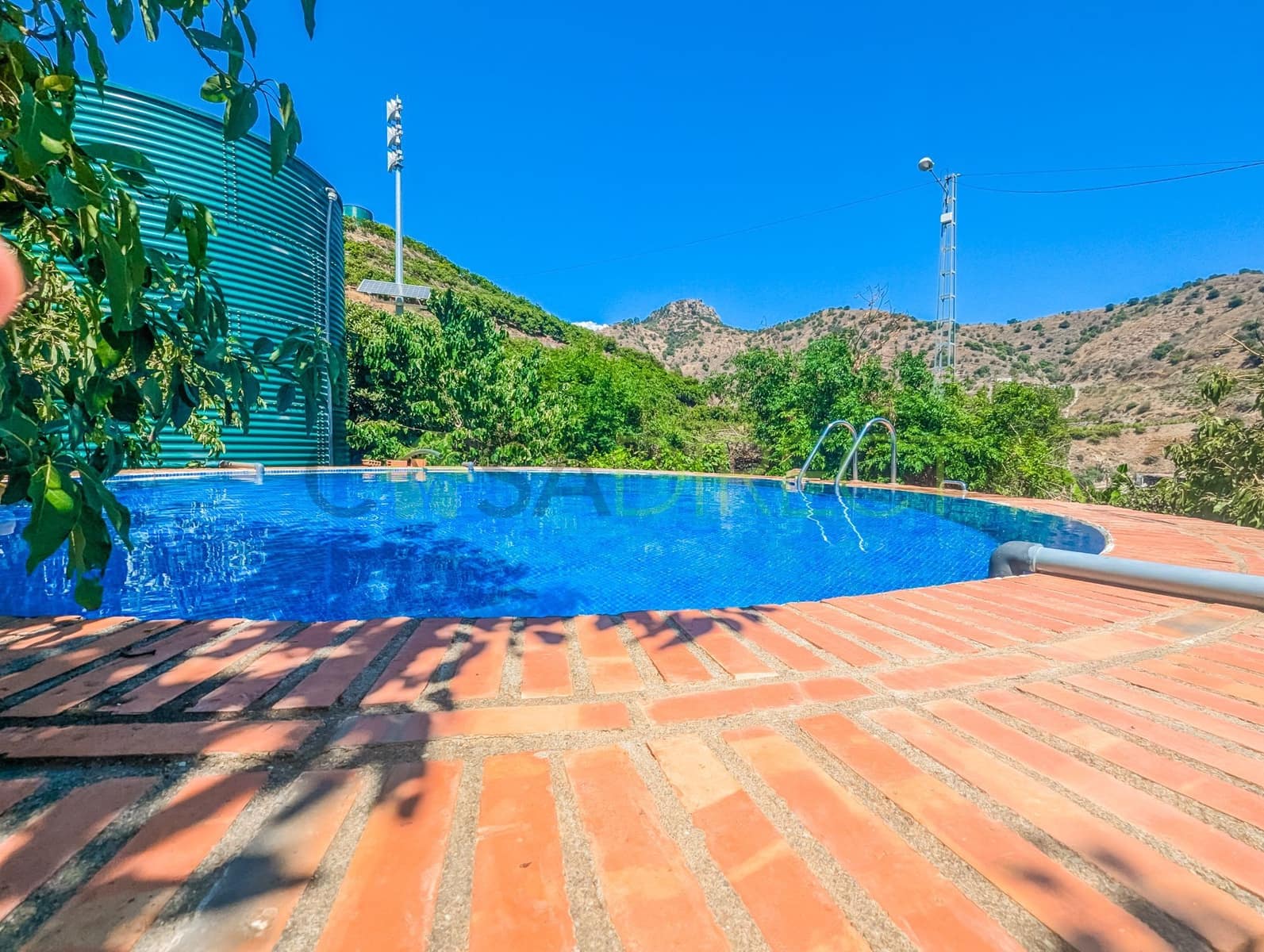 5 sypialnia Finka/Dom wiejski na sprzedaż w Velez-Malaga z basenem garażem - 393 750 € (Ref: 8484409)